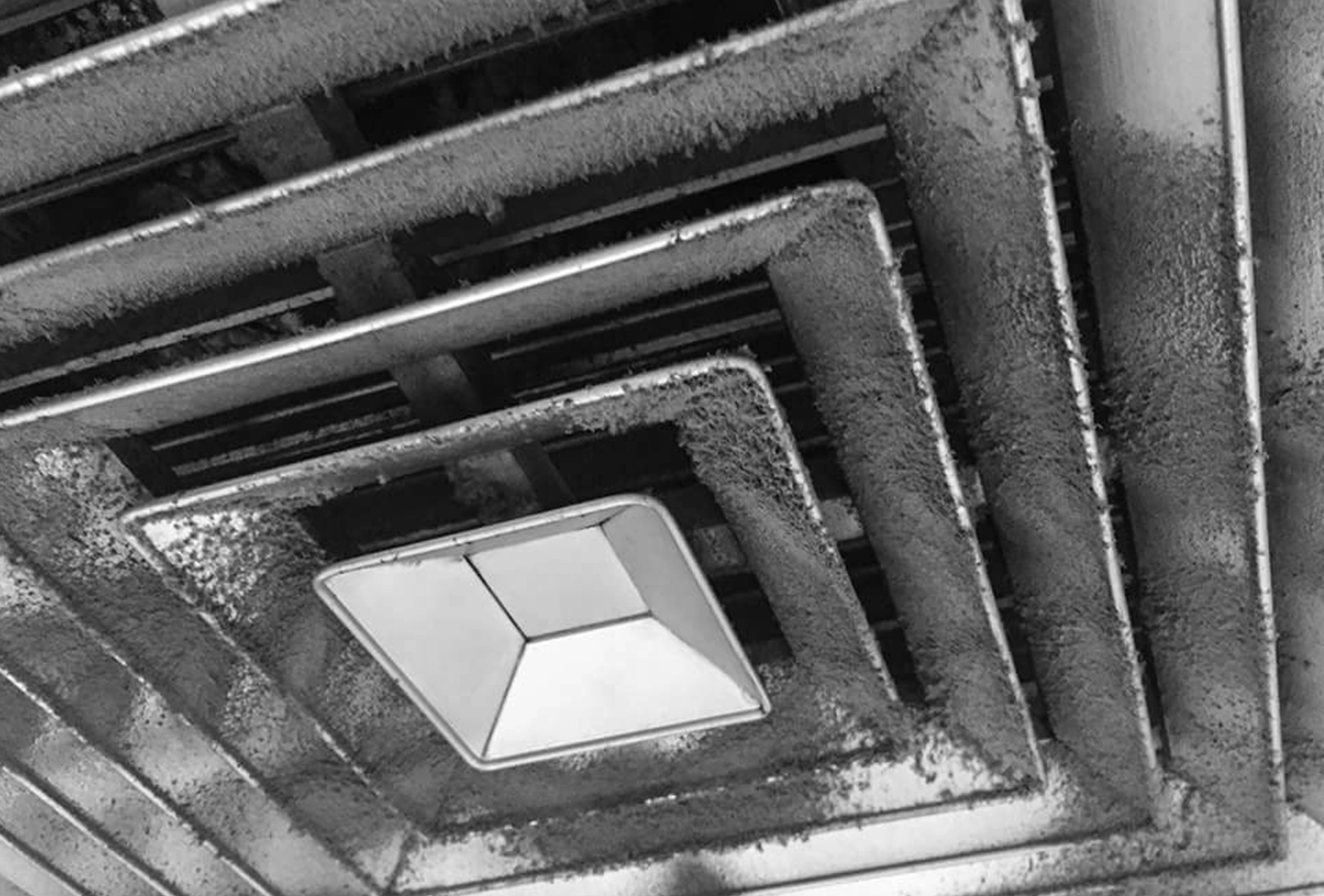 Désinfection professionnelle d'un réseau de ventilation VMC
